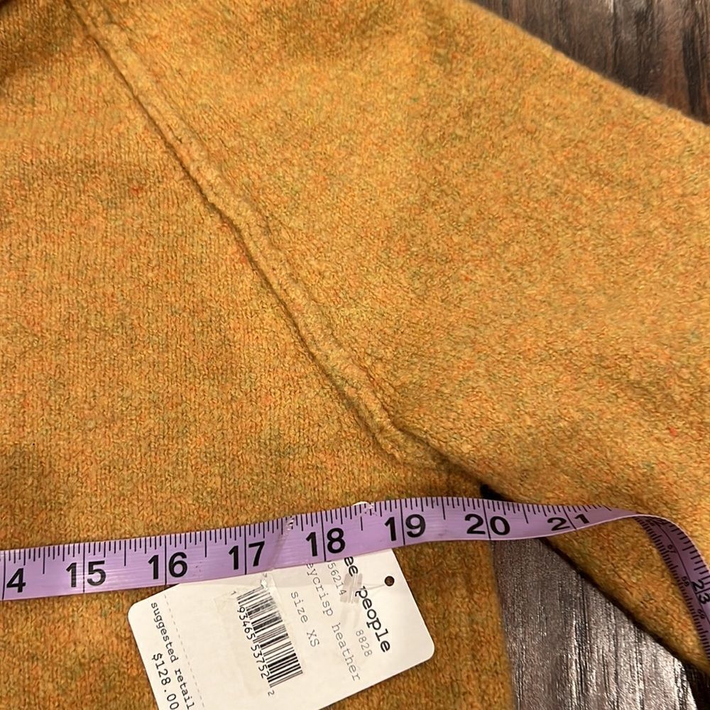 Free People Echo Beach Pullover XS mustard orange-yellow sweater Off-Shoulder - Picture 8 of 12